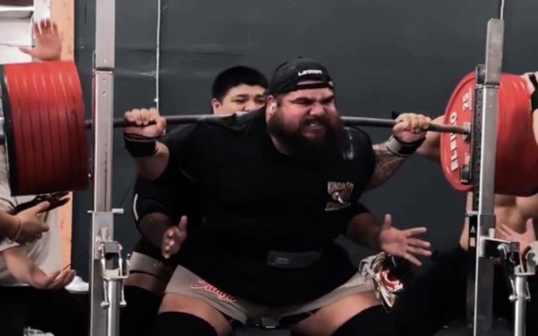 Jesus Olivares Demolishes a 465-Kilogram (1,025.1-Pound) Raw Squat PR – Breaking Muscle