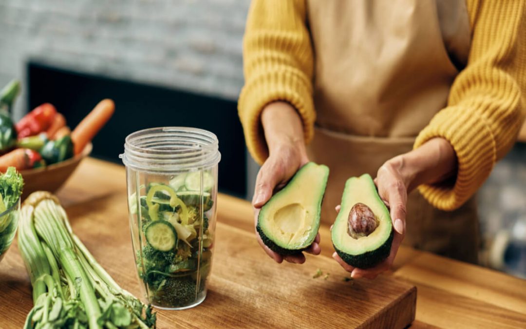 avocado-fruit-–-benefits,-nutrition-and-recipes