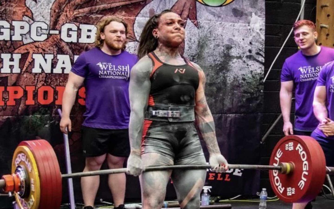 powerlifter-laura-sancho-(82kg)-deadlifts-raw-british-record-of-263-kilograms-(579.8-pounds)-–-breaking-muscle