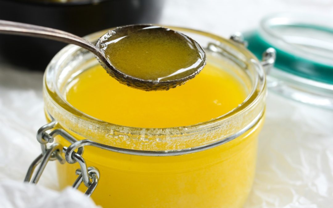 is-ghee-good-for-weight-loss?-clarifying-the-truth:-healthifyme