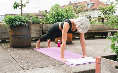 A 20-Minute Outdoor Workout You Can Do With Zero Equipment